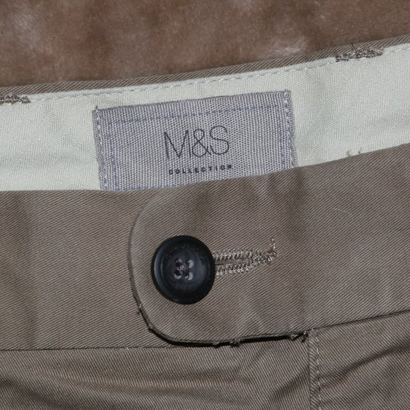 M&S Collection Stormwear Shorts - Waist 36x10.5 Inseam - Length 22 - Rise 12 - Picture 4 of 6